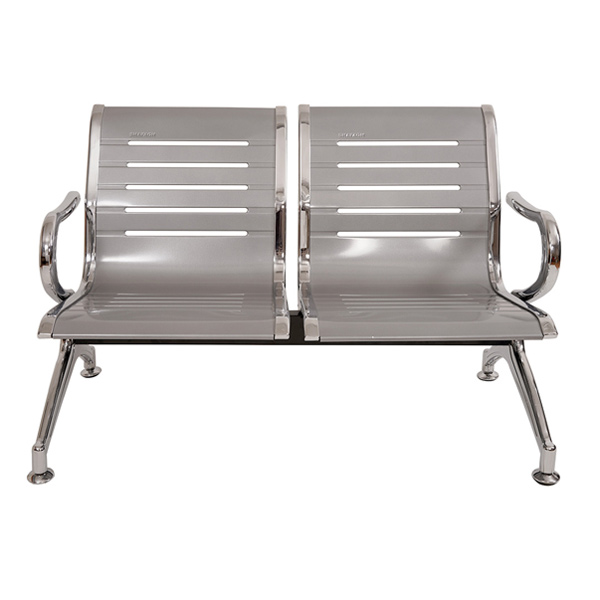 صندلی انتظار فلزی و ساده اچ کی مدل 152 به رنگ نقره ای در پس زمينه سفيد.